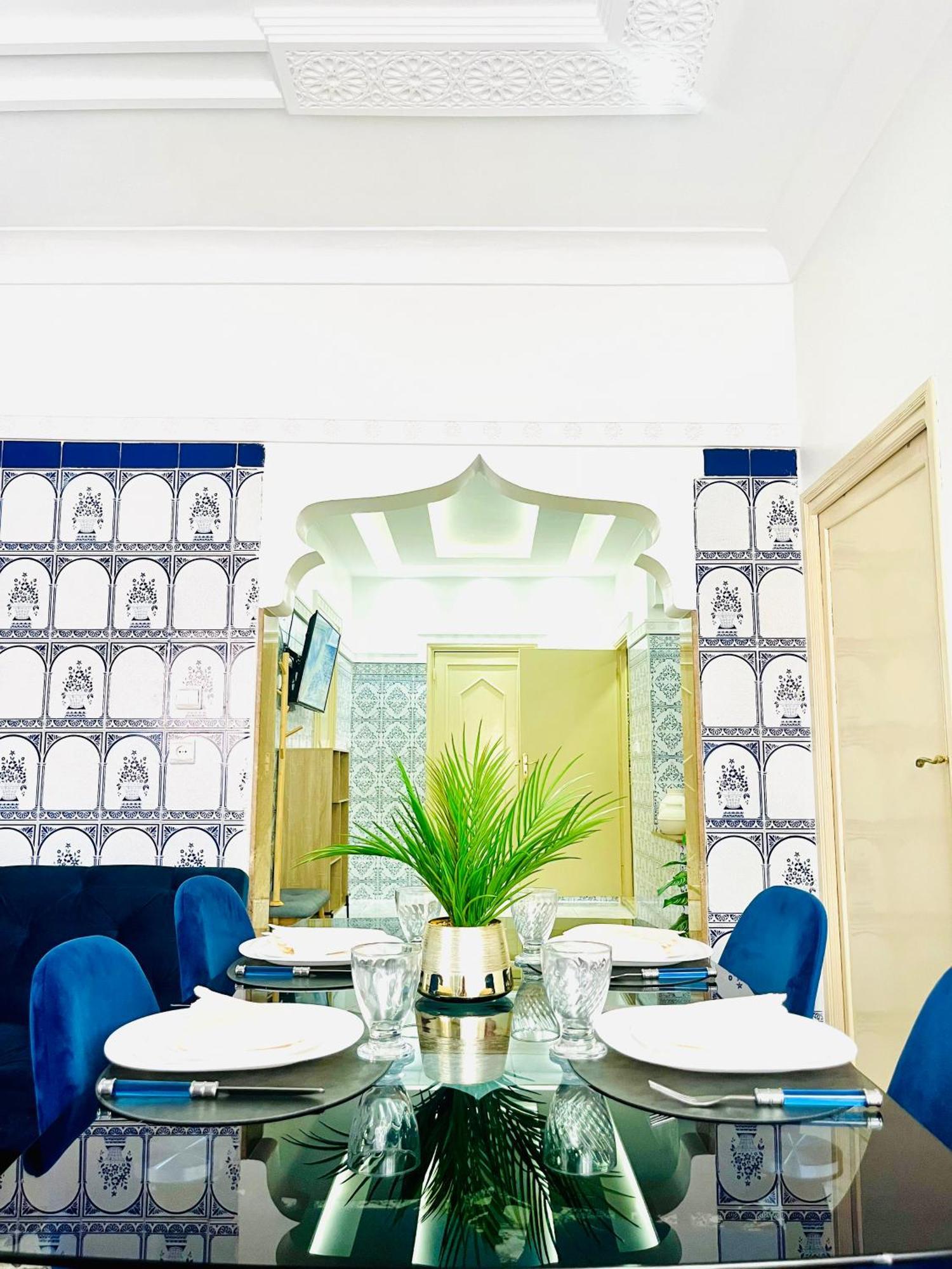 Apartment With Ac, Patio And Rooftop Appartement Climatise Avec Patio Et Toit Terrasse มาร์ราเกช ภายนอก รูปภาพ