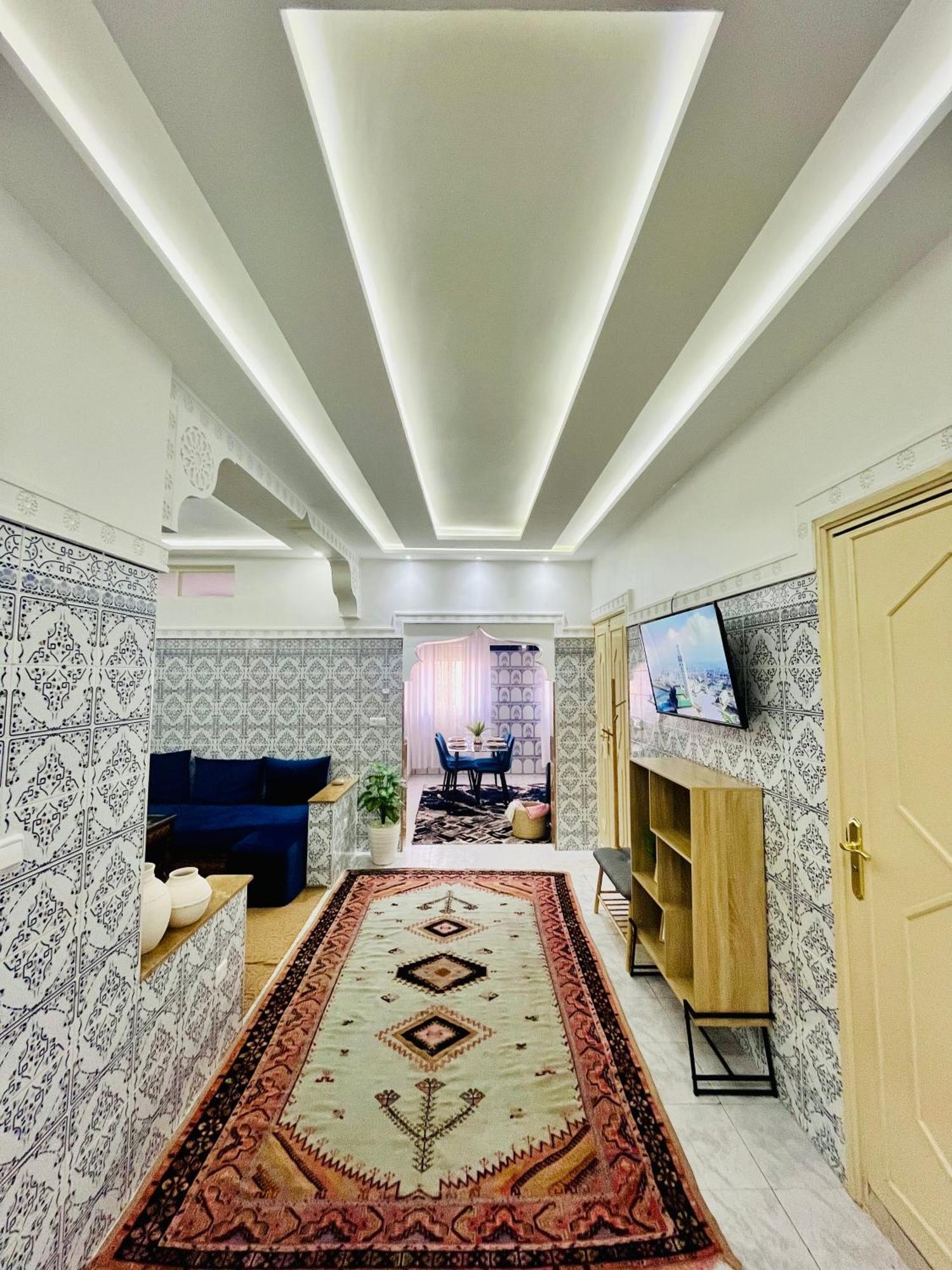 Apartment With Ac, Patio And Rooftop Appartement Climatise Avec Patio Et Toit Terrasse มาร์ราเกช ภายนอก รูปภาพ