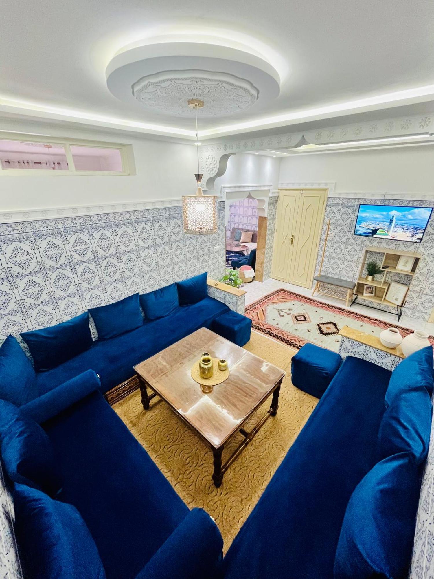 Apartment With Ac, Patio And Rooftop Appartement Climatise Avec Patio Et Toit Terrasse มาร์ราเกช ภายนอก รูปภาพ