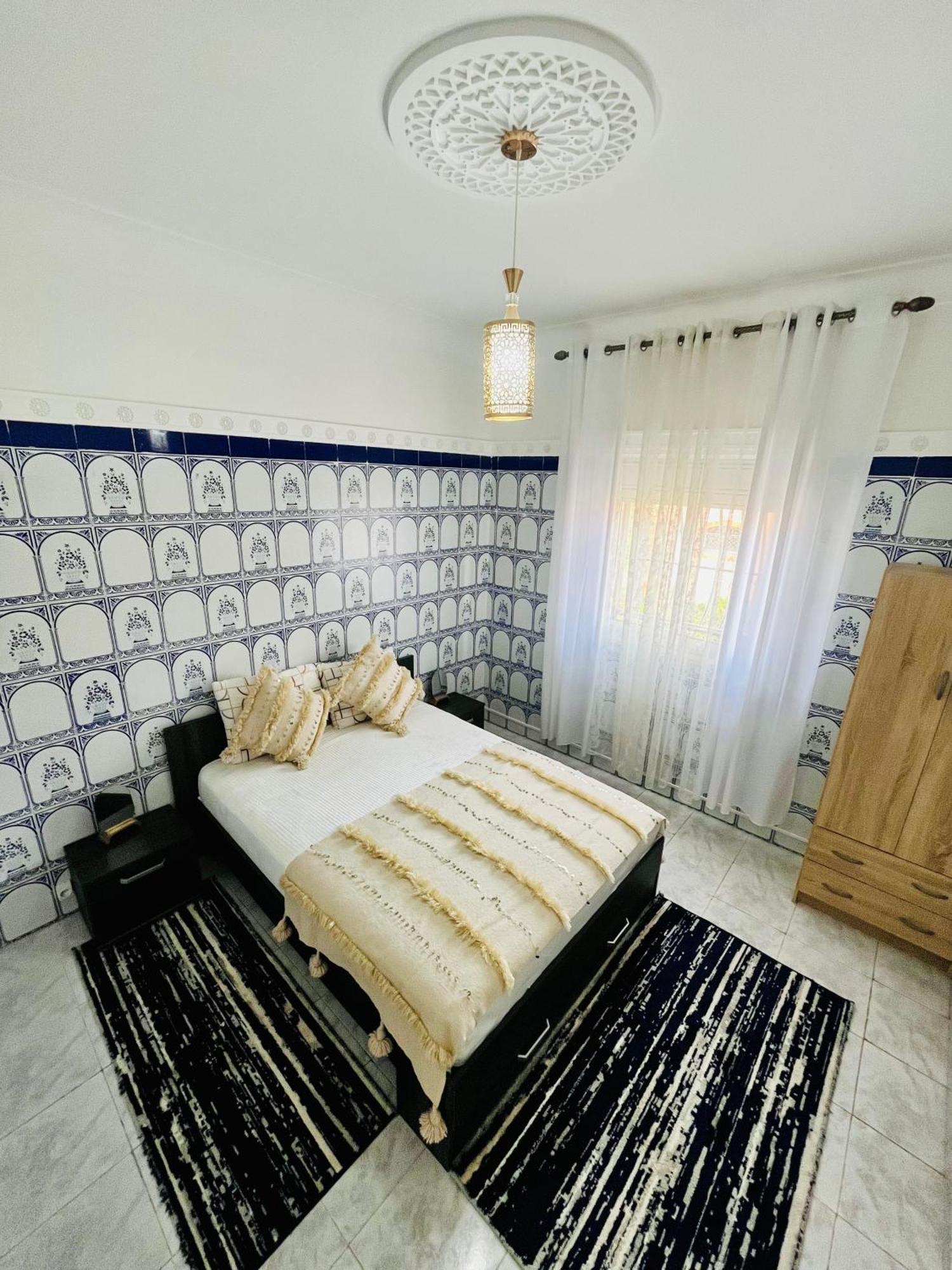 Apartment With Ac, Patio And Rooftop Appartement Climatise Avec Patio Et Toit Terrasse มาร์ราเกช ภายนอก รูปภาพ