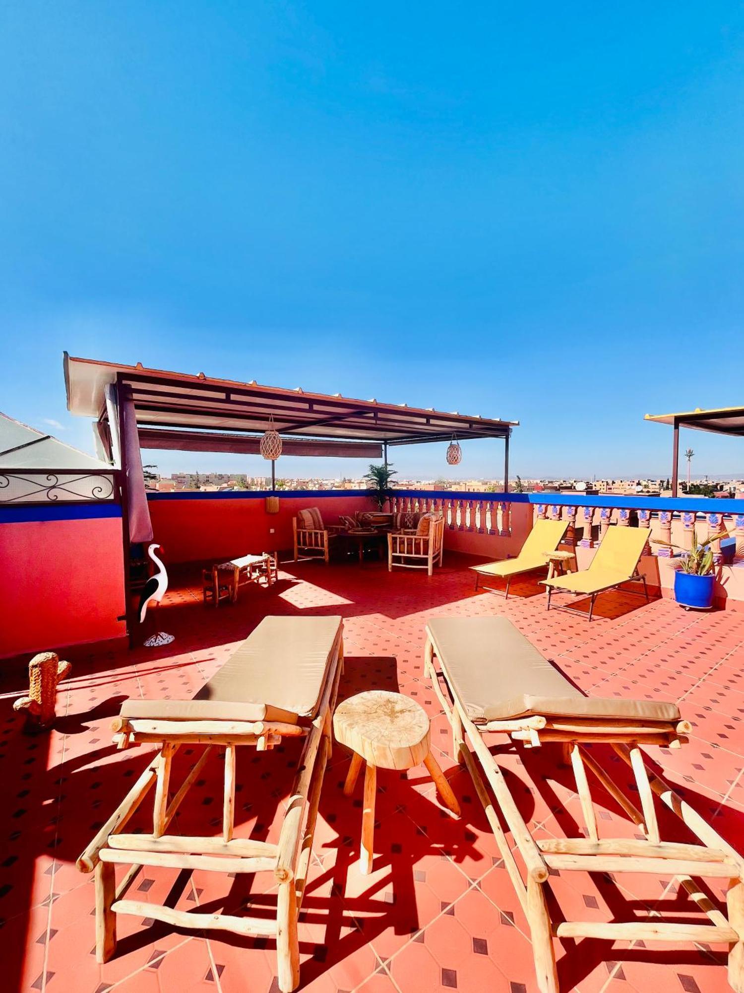 Apartment With Ac, Patio And Rooftop Appartement Climatise Avec Patio Et Toit Terrasse มาร์ราเกช ภายนอก รูปภาพ