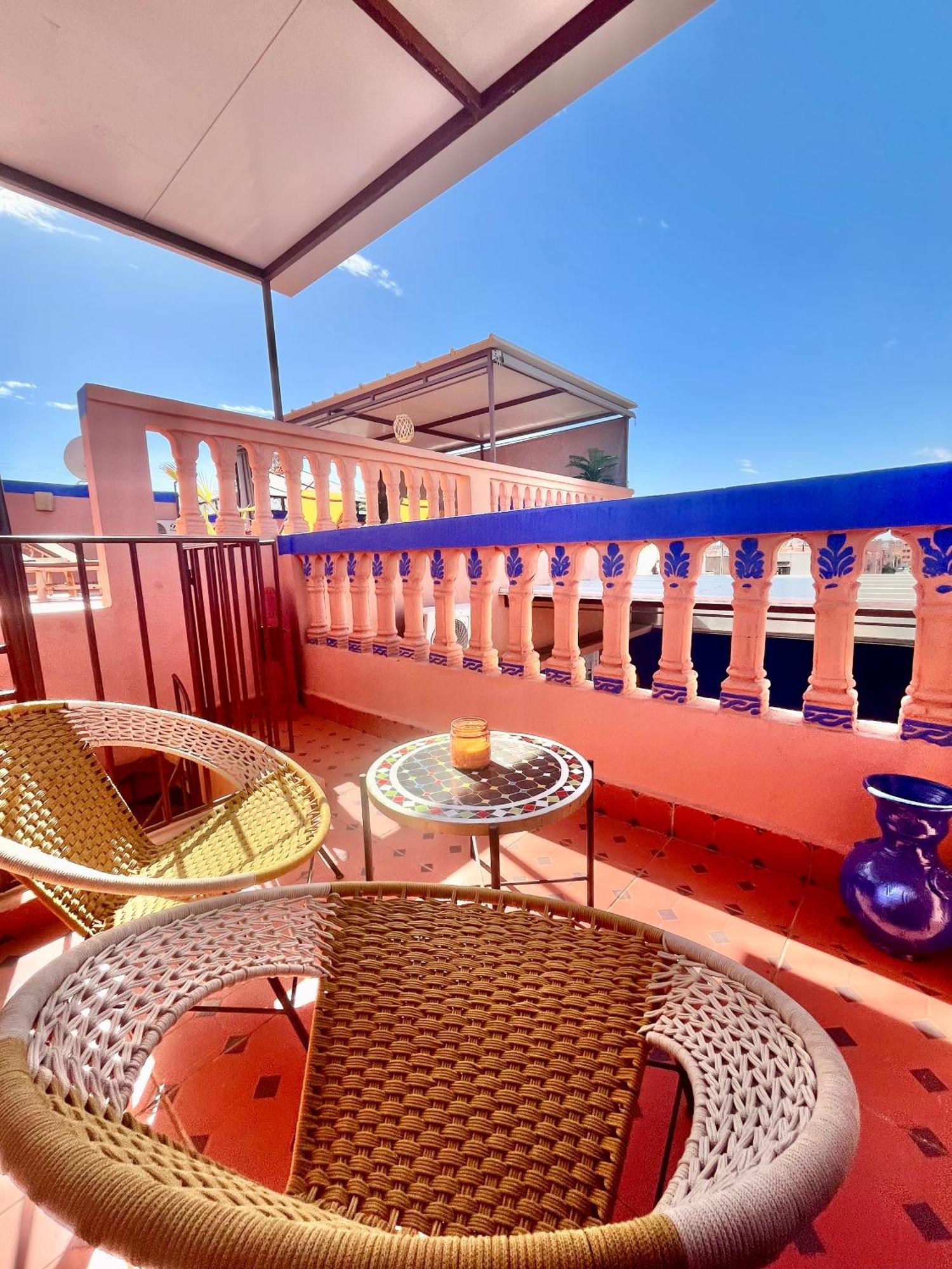 Apartment With Ac, Patio And Rooftop Appartement Climatise Avec Patio Et Toit Terrasse มาร์ราเกช ภายนอก รูปภาพ