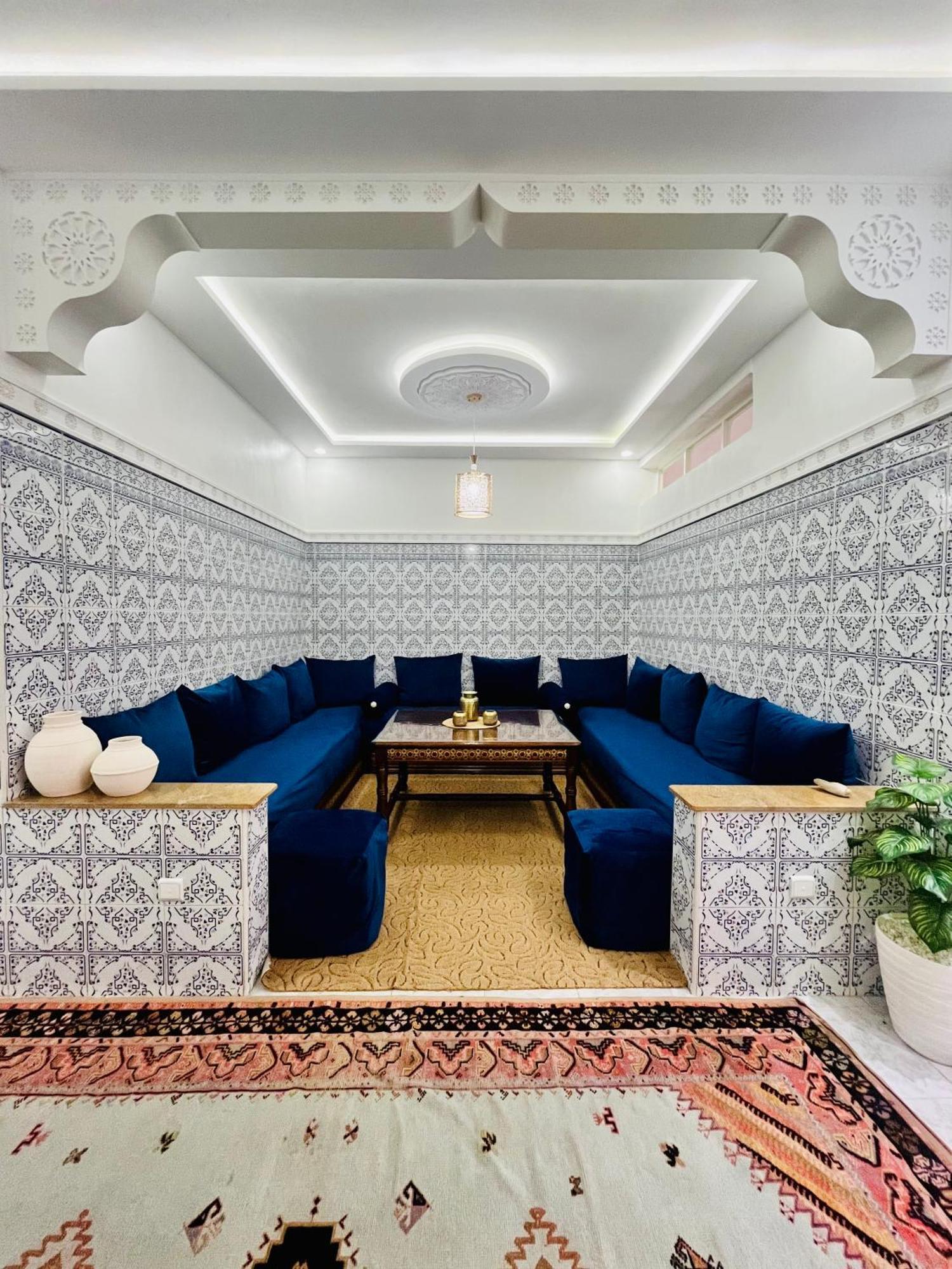Apartment With Ac, Patio And Rooftop Appartement Climatise Avec Patio Et Toit Terrasse มาร์ราเกช ภายนอก รูปภาพ